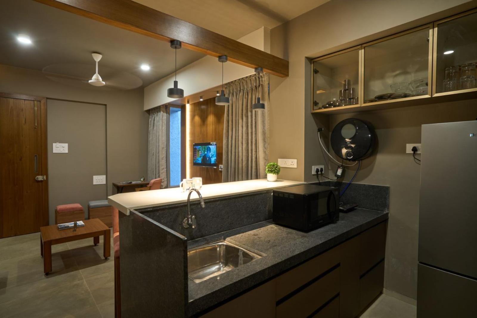 Serenity Homes コールハープル エクステリア 写真